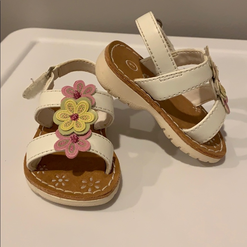 Like New! Teeny Toes Infant Sandals: size 1